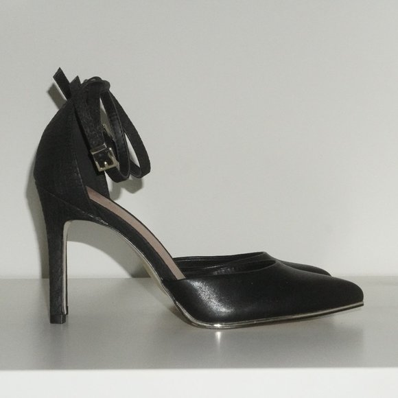 Call It Spring Iconis Black High Heels - Picture 1 of 5